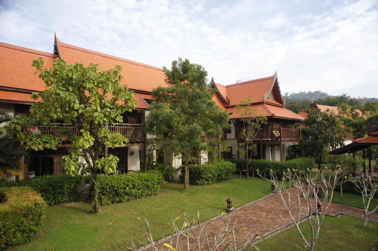Khaolak Bhandari Resort & Spa Khao Lak Exterior photo